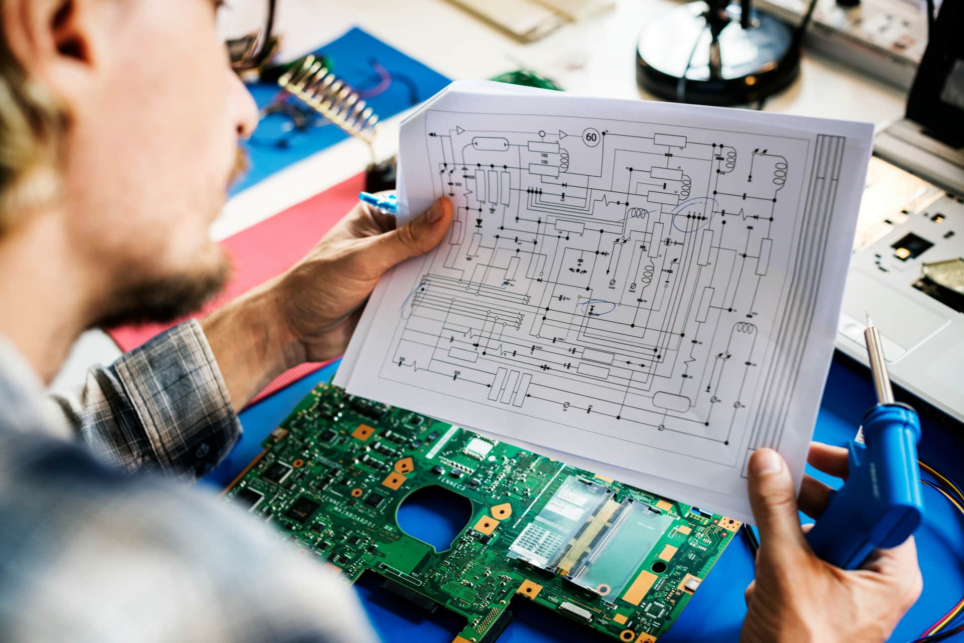 Reparații Mainboard